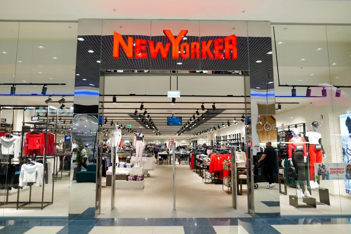 “Nyu Yorker” mağazalarında geyinmə otağında kamera niyə yerləşdirilib?- YENİ
