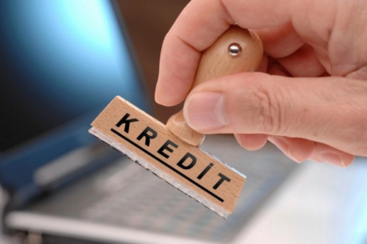 Azərbaycanda bankların kredit portfelinin həcmi artdı
