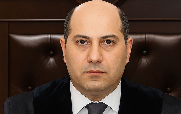 Hakim “onun evində kirayə qalırdım” deyib – İşdən imtina etdi