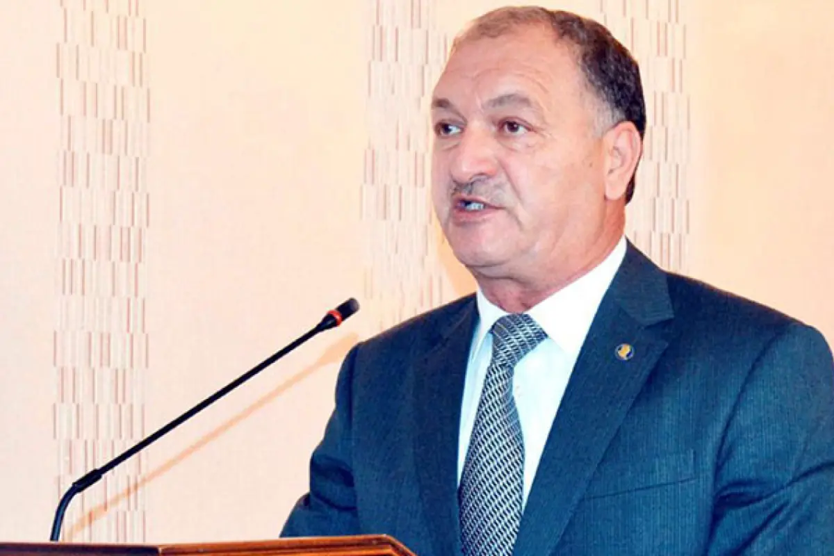 Yevlaxda silahlı insident baş verib.
