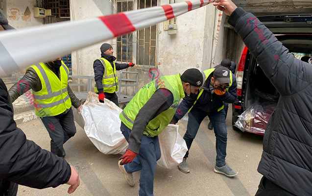 Bakıda fərqli ünvanlarda 3 nəfərin meyitləri tapıldı