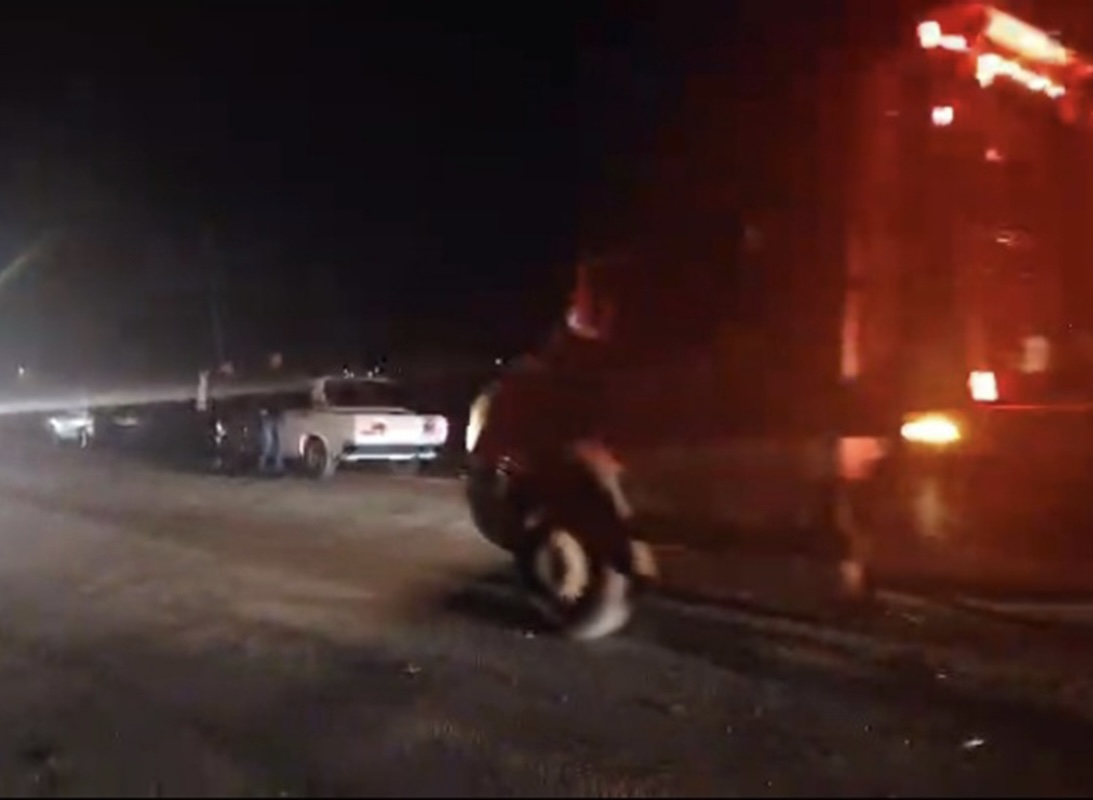 Cəlilabadda “KamAz”la “Hyundai” toqquşdu – Yaralılar var