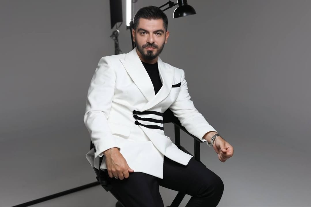 “Səhnənin səhnə geyimi var” – Yaşar Yusub