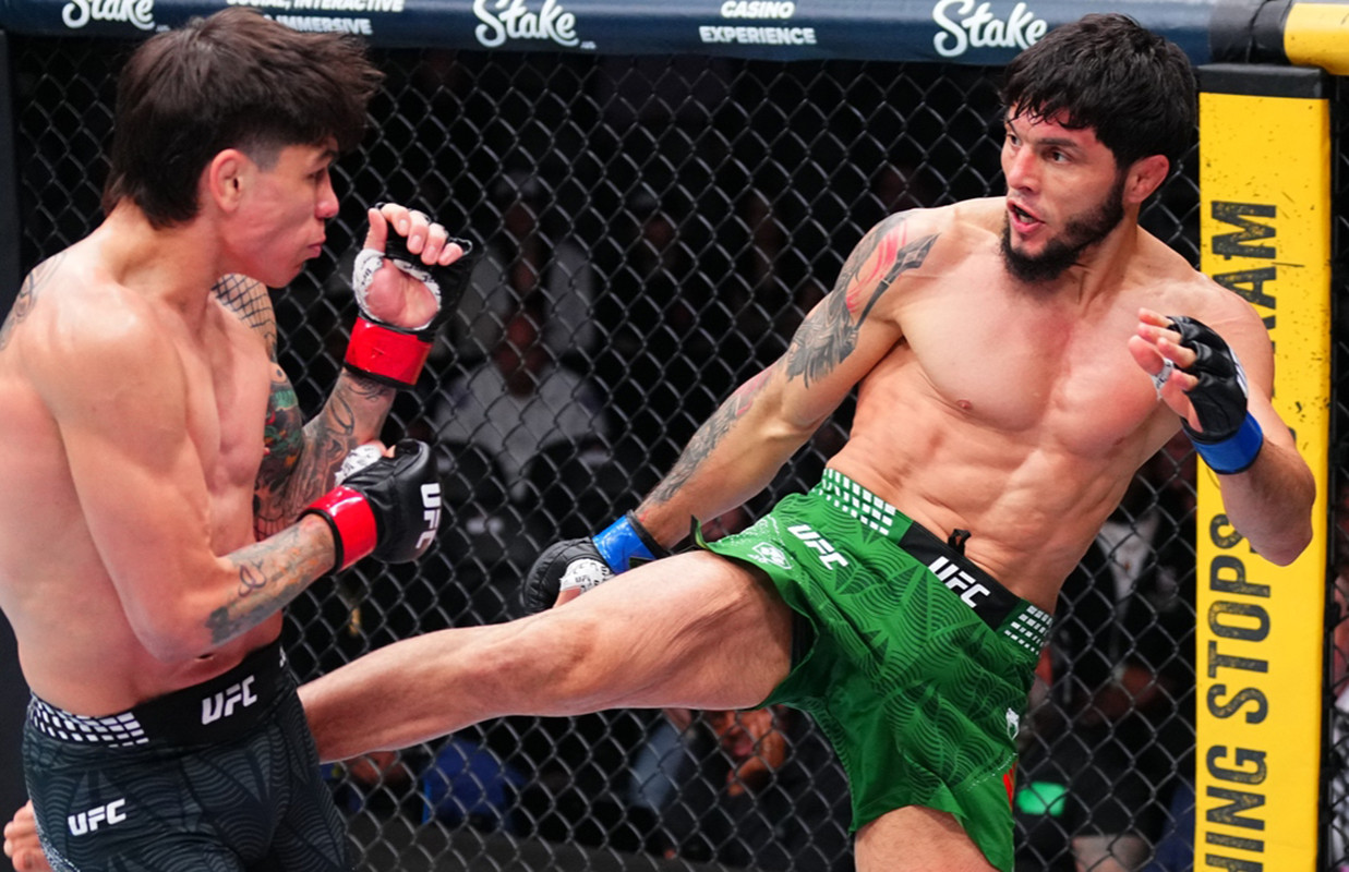 Tofiq Musayev UFC-də ilk qələbəsini qazandı 
