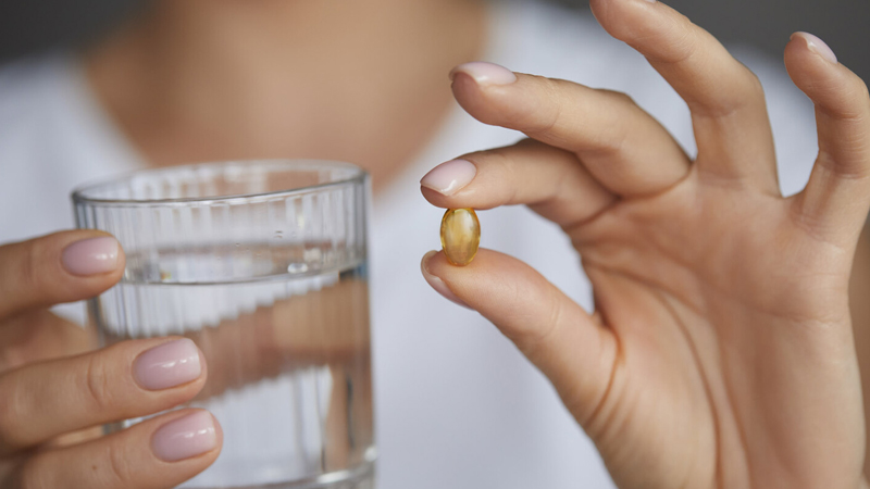 Endokrinoloq: Nəzarətsiz D vitamini qəbulu sağlamlıq üçün təhlükəlidir